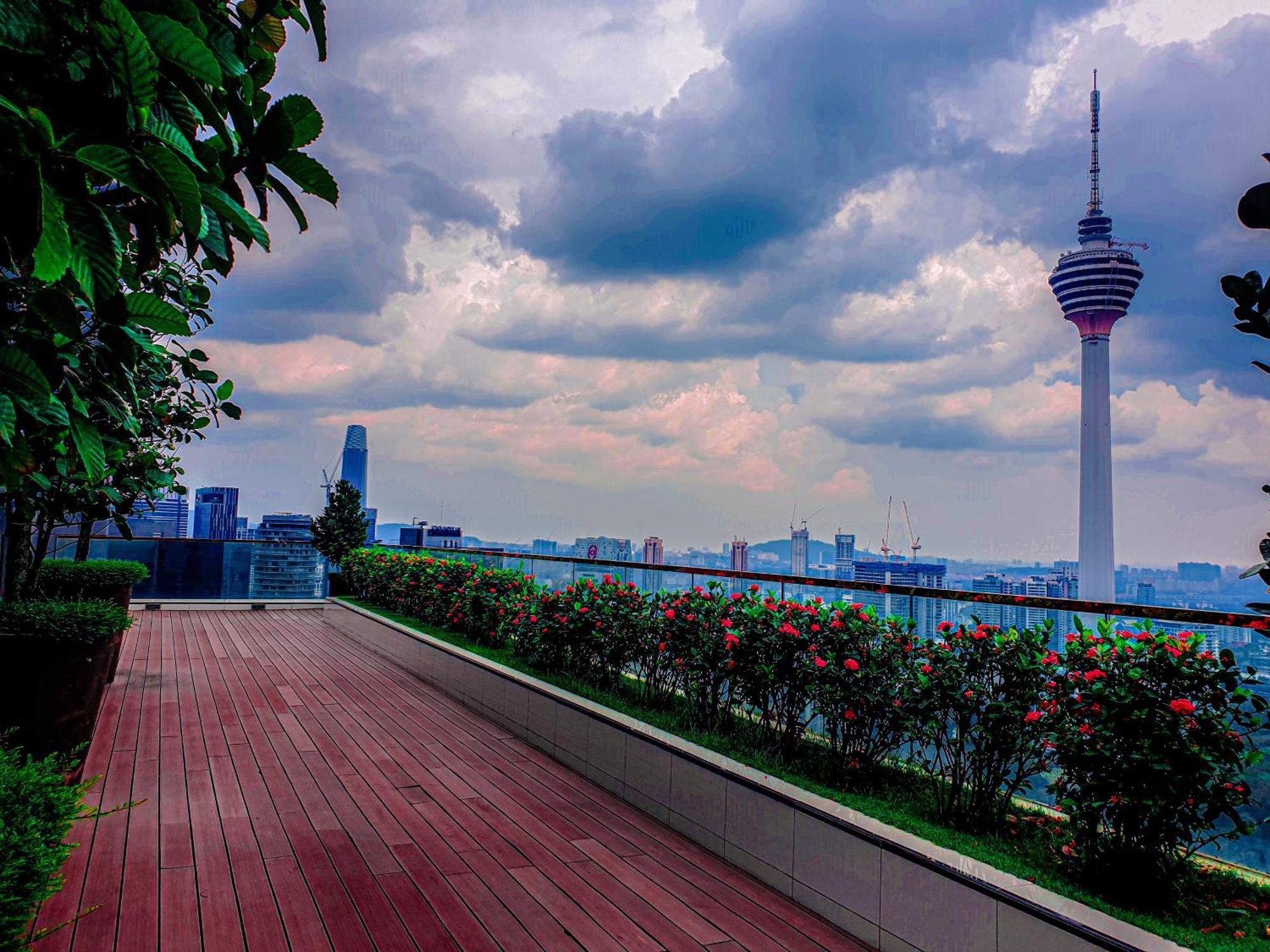 Skyward Suites At Platinum Klcc Kuala Lumpur Exterior foto